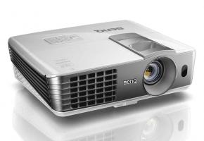 benq_w1070.jpg