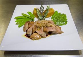 Magret de canard au foie gras 