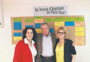 De g. à d.: Estelle Papaux, cheffe du Service de la jeunesse et des loisirs (SIL), Daniel Kohlbrenner, adjoint de direction à la FASL et Delphine Corthésy, cheffe de projet au SIL, lors de la séance du 15 septembre. Misson De g. à d.: Estelle Papaux, cheffe du Service de la jeunesse et des loisirs (SIL), Daniel Kohlbrenner, adjoint de direction à la FASL et Delphine Corthésy, cheffe de projet au SIL, lors de la séance du 15 septembre. Misson
