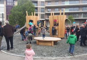 La place de jeux du Pont-de-Chailly a fait peau neuve, pour le plus grand plaisir des enfants du quartier. VILLE DE LAUSANNE La place de jeux du Pont-de-Chailly a fait peau neuve, pour le plus grand plaisir des enfants du quartier. VILLE DE LAUSANNE