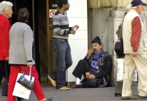 Le nouveau réglement lausannois sur la mendicité va-t-il pousser les Roms à venir mendier à Morges? Beaucoup le craignent. VERISSIMO