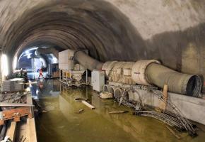 A gauche, la zone où il va falloir encA gauche, la zone où il va falloir encore percer la roche pour raccorder le futur tunnel à celui existant entre Chauderon et le Flon. Photo Verissimoore percer la roche pour raccorder le futur tunnel à celui existant entre Chauderon et le Flon.