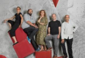 De gauche à droite, les cinq romanciers en lice: Odile Cornuz, Valentin Decoppet, Sarah Jollien-Fardel, Éric Bulliard et Eugène. DR De gauche à droite, les cinq romanciers en lice: Odile Cornuz, Valentin Decoppet, Sarah Jollien-Fardel, Éric Bulliard et Eugène. DR