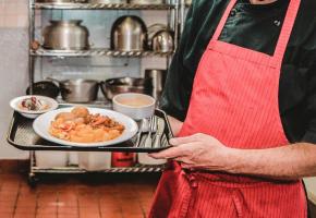 Chaque année pendant la semaine des fêtes 2500 repas étaient offerts aux personnes en situation de précarité. DR Chaque année pendant la semaine des fêtes 2500 repas étaient offerts aux personnes en situation de précarité. DR