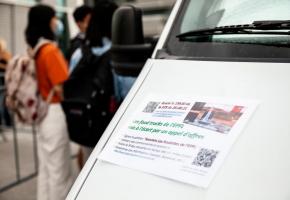 Les tenanciers de foodtrucks invitent à signer la pétition «Sauvons les roulottes de l’EPFL». MISSON Les tenanciers de foodtrucks invitent à signer la pétition «Sauvons les roulottes de l’EPFL». MISSON