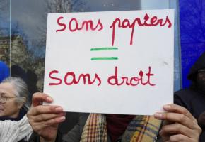 Une carte d’identité municipale garantirait aux sans papiers l’accès à des droits élémentaires. DR Une carte d’identité municipale garantirait aux sans papiers l’accès à des droits élémentaires. DR