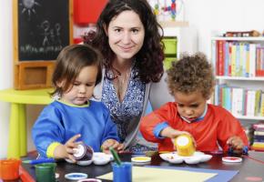 L’accueil parascolaire des enfants, problématique surtout dans les communes périphériques.