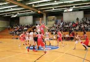 Pour pousuivre l'aventure en LNA, le club doit trouver au minimum 300'000 francs. BBC LAUSANNE Pour pousuivre l'aventure en LNA, le club doit trouver au minimum 300'000 francs. BBC Lausanne