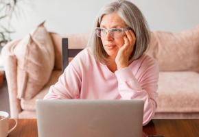 Adeline* désespère de devoir toujours se battre contre sa caisse de pension. 123RF/ILLUSTRATION Adeline* désespère de devoir toujours se battre contre sa caisse de pension. 123RF/ILLUSTRATION