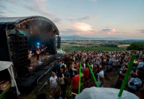 A Rolle, les Terrases du Casino accueillent deux soirées de concerts gratuits dans un cadre intimiste. PHOTOS DR