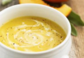  Soupe de courge et de carotte au gingembre