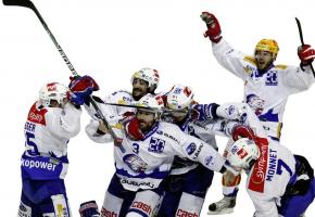  L'amour du hockey? Bientôt un devoir patriotique. DR