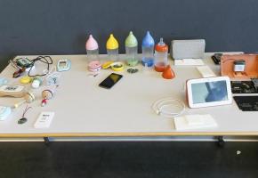 Les trois objets créés par les étudiants lausannois. EPFL Alain Herzog. Les trois objets créés par les étudiants lausannois. EPFL Alain Herzog.