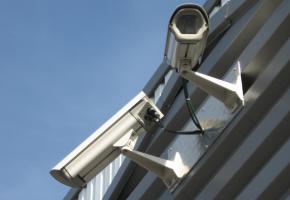 A lausanne, les caméras de surveillance sont partout, comme ici Place de l'Europe. CHARAF A lausanne, les caméras de surveillance sont partout, comme ici Place de l'Europe. CHARAF