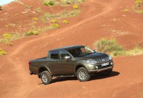 MITSUBISHI L200 MITSUBISHI L200