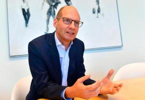 Professeur en médecine Philippe Eckert dirige le CHUV depuis le début de l’année 2020. VERISSIMO Professeur en médecine Philippe Eckert dirige le CHUV depuis le début de l’année 2020. VERISSIMO