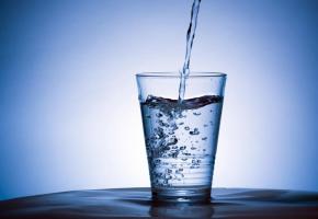 De l’eau débarrassée de plus de 80% de ses micropolluants. DR De l’eau débarrassée de plus de 80% de ses micropolluants. DR