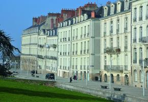 L’île Feydeau et ses maisons du XVIIIe siècle qui tanguent.  ALAIN BOSSU 