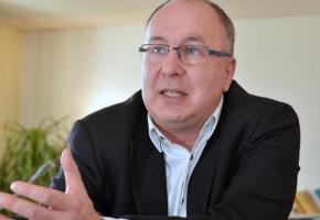 Pierre-Yves Maillard: «Au niveau du canton, on essaie vraiment d’améliorer l’accessibilité du système.» Pierre-Yves Maillard: «Au niveau du canton, on essaie vraiment d’améliorer l’accessibilité du système.»