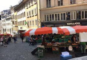 Le mercredi, les étals du marché de Lausanne se font rares. KOTTELAT Le mercredi, les étals du marché de Lausanne se font rares. KOTTELAT