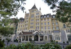 Le Royal Savoy, un chantier qui connaît de nombreuses péripéties. verissimo