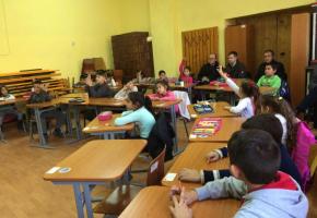 Dans la communauté Rom, l’abandon scolaire atteint pratiquement 20% des élèves inscrits! roulier Dans la communauté Rom, l’abandon scolaire atteint pratiquement 20% des élèves inscrits! roulier