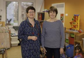  Françoise Aubert Longchamp, éducatrice, et Yasmin Agosta, directrice de la halte-jeux Rataboum, dans le quartier des Boveresses. MISSON