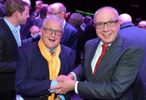 Pierre Keller, président honoraire et Michel Rochat, président de l’OVV. VERISSIMO Pierre Keller, président honoraire et Michel Rochat, président de l’OVV. VERISSIMO