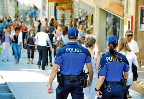 La présence policière renforcée dans les rues de la ville a contribué à ces bons chiffres. DR La présence policière renforcée dans les rues de la ville a contribué à ces bons chiffres. DR