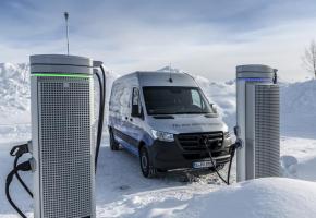  Le nouveau Ford Transit peut aussi être configuré en navette confortable. DR