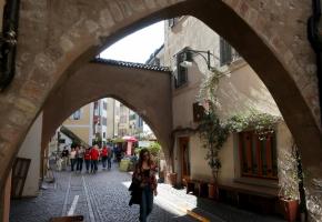 Le charme de Bolzano tient beaucoup à son patrimoine architectural. Le charme de Bolzano tient beaucoup à son patrimoine architectural.
