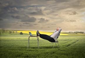 Une turbo-sieste, garantie d’une meilleure santé et d’un travail plus efficient. 123RF Une turbo-sieste, garantie d’une meilleure santé et d’un travail plus efficient. 123RF