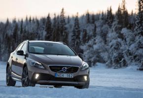  VOLVO V40 CROSS COUNTRY D4
