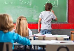 De nombreux parents sont inquiets de voir leurs enfants retourner à l’école malgré les garanties données. DR