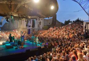Le traditionnel festival de la Cité sera remplacé cet été par «Aux confins de la Cité.» Le traditionnel festival de la Cité sera remplacé cet été par «Aux confins de la Cité.»
