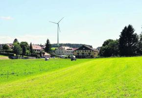 Un grand nombre d'habitants du Jorat ne veulent pas d'éolienne à proximité de leur village.