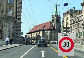 Le PS lausannois souhaite généraliser les 30km/h partout au centre-ville. Le PS lausannois souhaite généraliser les 30km/h partout au centre-ville.
