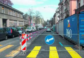 A l'avenue Dapples, les travaux tirent en longueur et exaspèrent les riverains. 