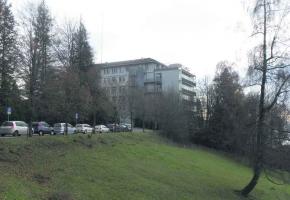 La Clinique Sylvana, située à deux pas du centre d'Epalinges, pourrait devenir le pôle gériatrique du canton. La Clinique Sylvana, située à deux pas du centre d'Epalinges, pourrait devenir le pôle gériatrique du canton.
