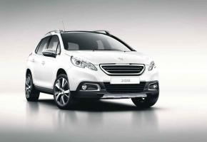 PEUGEOT 2008 • La mode, toujours la mode: les crossover compacts tiennent le haut du pavé, Peugeot l’a compris.