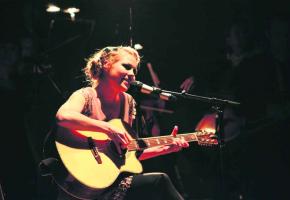 Cinq lieux culturels accueilleront les spectacles des artistes suisses.
