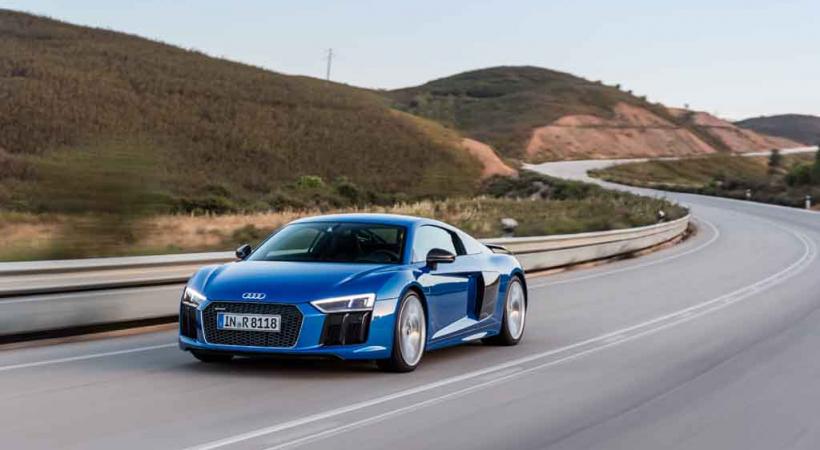 AUDI R8