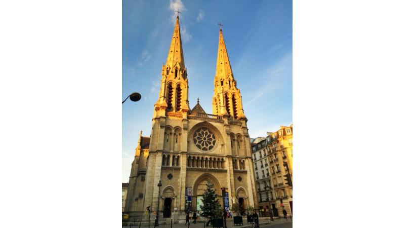 L’église Saint-Jean-Baptiste, en haut de la rue de Belleville, où la «Môme» fut baptisée.  François Kneuss