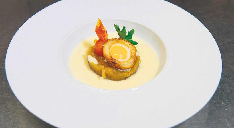 Velouté de panais et son œuf de caille. dr