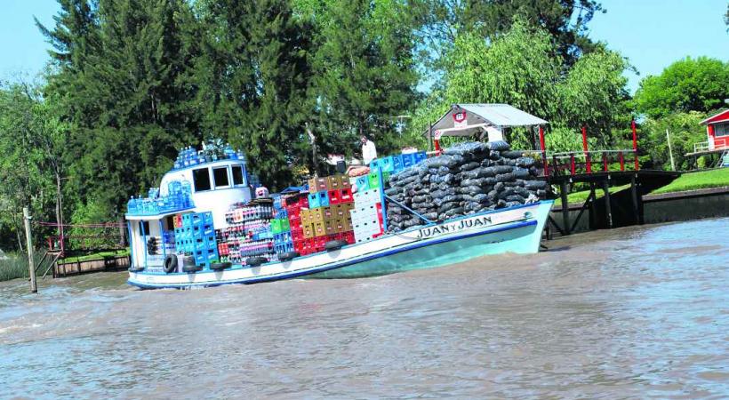 L’épicerie arrive dans le delta du Paraná.