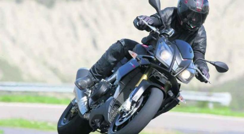 APRILIA TUONO V4 R APRC 