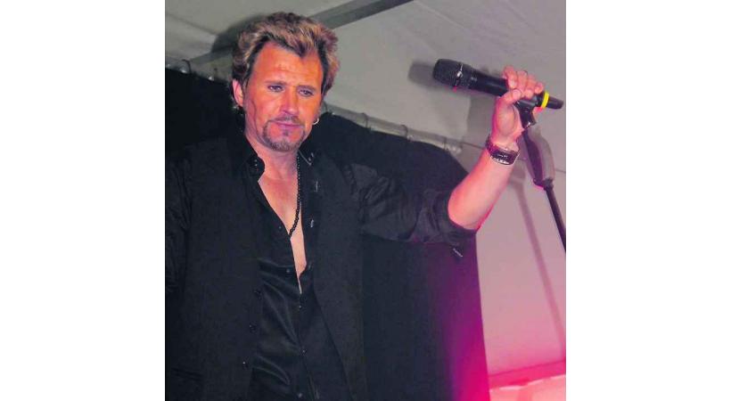 06.09 - JOHNNY HALLYDAY