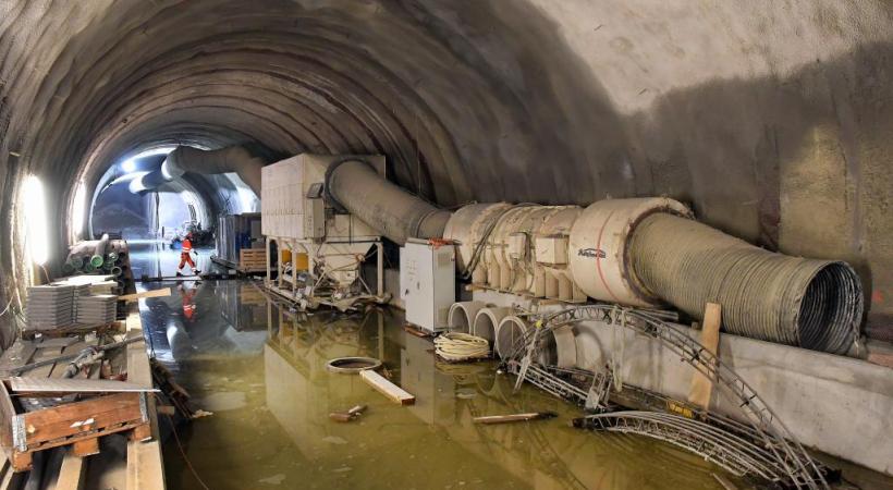 A gauche, la zone où il va falloir encA gauche, la zone où il va falloir encore percer la roche pour raccorder le futur tunnel à celui existant entre Chauderon et le Flon. Photo Verissimoore percer la roche pour raccorder le futur tunnel à celui existant entre Chauderon et le Flon.