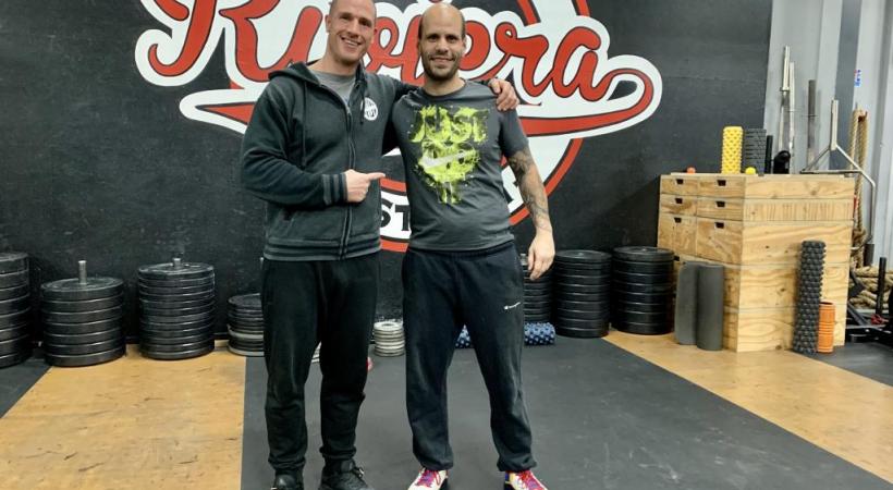 Mareck Bigler, le patron de Crossfit Riviera, et Killian. PHK