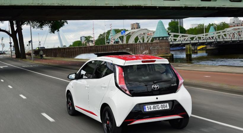 TOYOTA AYGO. DR